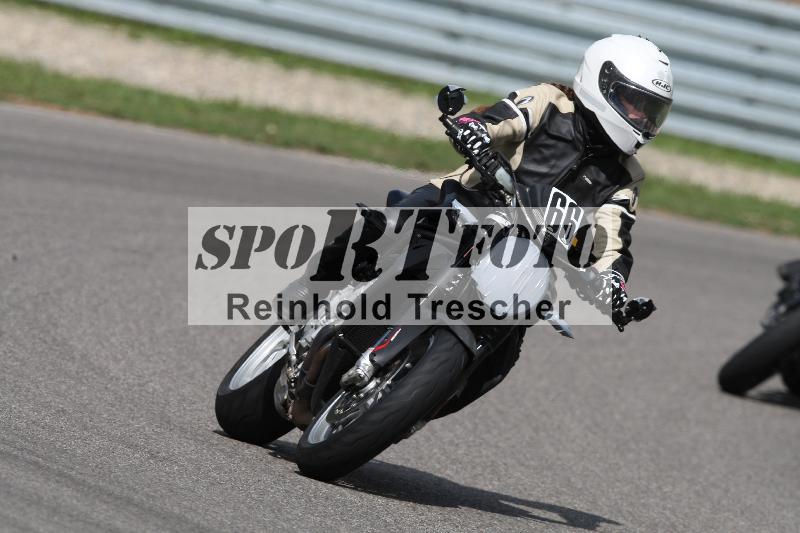 /Archiv-2022/59 31.08.2022 FM Mannhard ADR/Gruppe Mototrend/66